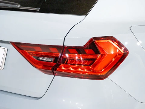 Audi A1 Sportback Black line 30 TFSI 81kW S tron