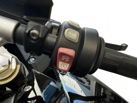 BMW R 1200 RS 