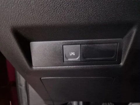 Renault Captur techno Eco-G 100cv (74 kW)