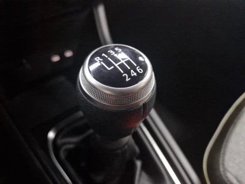 Renault Captur techno Eco-G 100cv (74 kW)