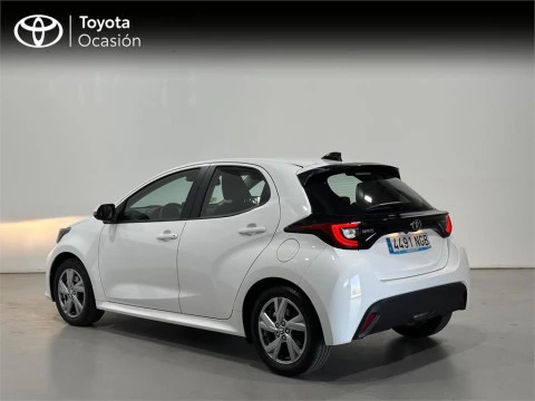 Toyota Yaris ACTIVE PLUS