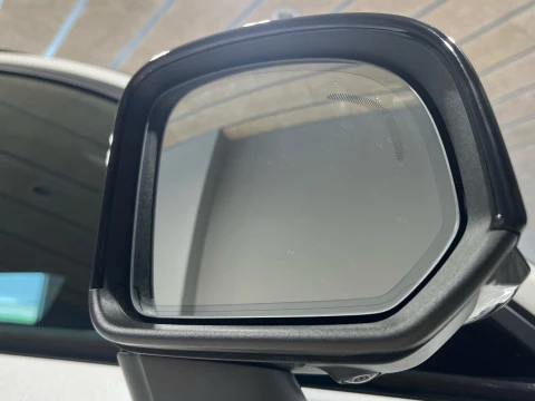 Volvo XC40 XC40 Plus, B3 Mild Hybrid, Gasolina, Dark
