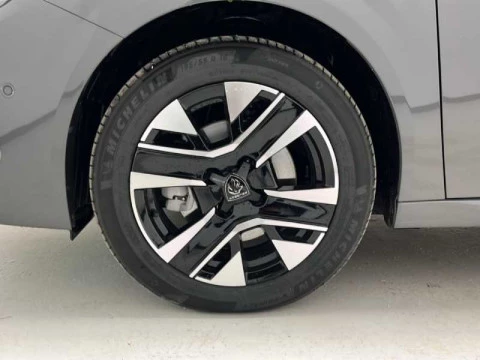 Peugeot 208 N 5P Allure HYBRID 110 eDCS6  