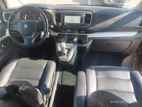 Peugeot Traveller Business VIP BlueHDi 110KW (150)Standard