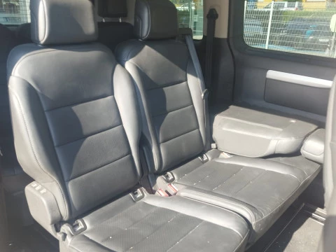 Peugeot Traveller Business VIP BlueHDi 110KW (150)Standard
