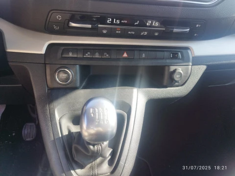 Peugeot Traveller Business VIP BlueHDi 110KW (150)Standard