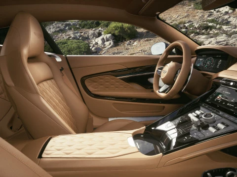 Aston Martin DB12 4.0 V8 Auto