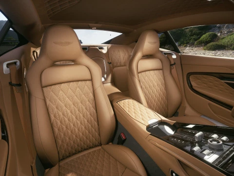 Aston Martin DB12 4.0 V8 Auto