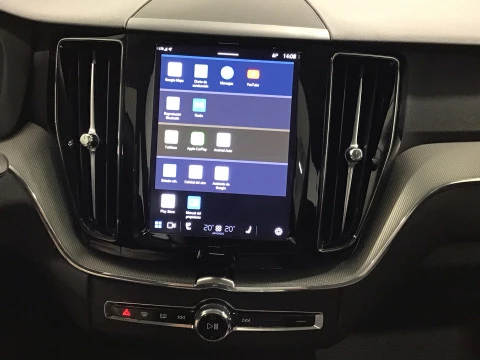 Volvo XC60 2.0 T6 AWD Recharge Core Auto