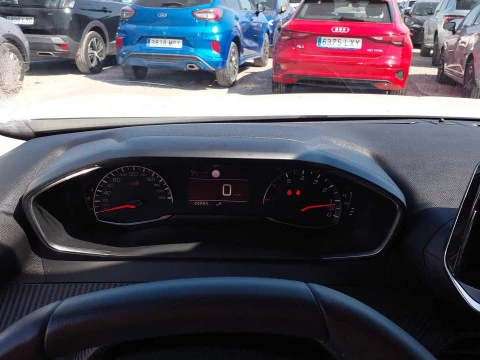 Peugeot 2008 Active Pack BlueHDI 81kW (110CV)