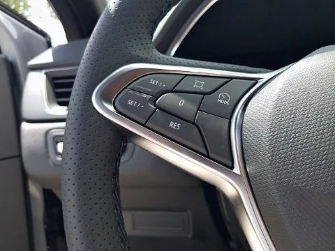 Renault Captur   TCe Techno 67kW