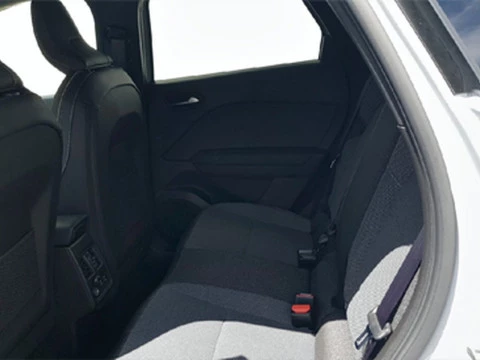 Renault Captur   TCe Techno 67kW