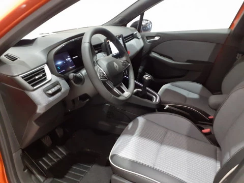 Renault Clio   TCe Techno 67kW