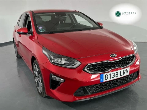Kia Ceed 1.0 T-GDi 74kW (100CV) Tech Kia Ceed 1.0 T-GDi 74kW (100CV) Tech