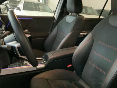 Mercedes-Benz GLB 200 d