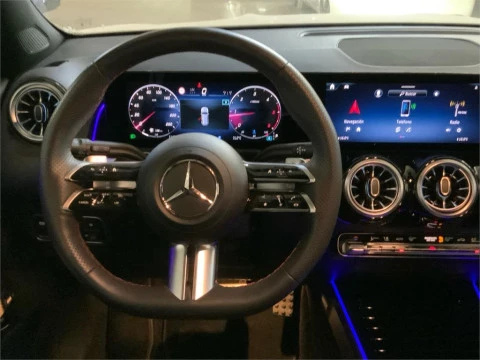 Mercedes-Benz GLB 200 d