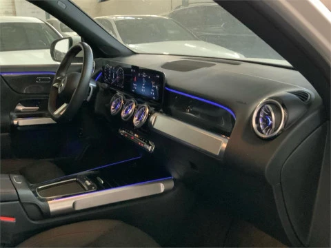 Mercedes-Benz GLB 200 d