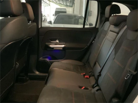 Mercedes-Benz GLB 200 d