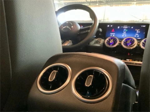 Mercedes-Benz GLB 200 d