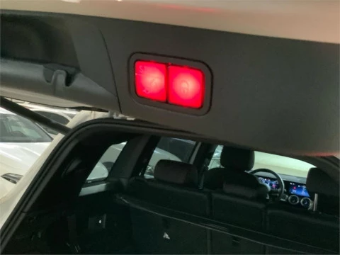 Mercedes-Benz GLB 200 d