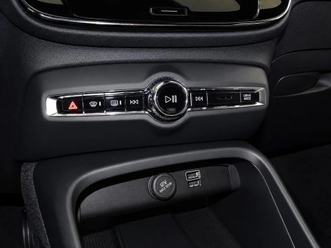 Volvo XC40 Recharge Eléctrico Core Auto
