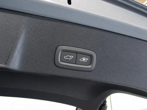Volvo XC40 Recharge Eléctrico Core Auto