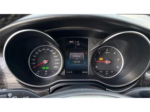 Mercedes-Benz Clase V 220 d Avantgarde Largo