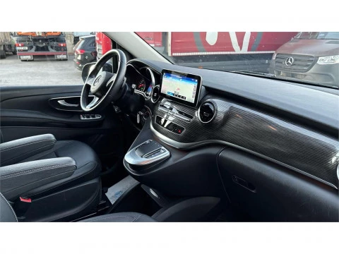 Mercedes-Benz Clase V 220 d Avantgarde Largo