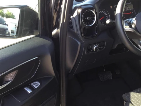 Mercedes-Benz Vito 116CDI AT 120kW Tourer Select Larga