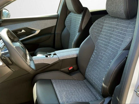 Peugeot 3008 Hybrid 1.2 107KW Allure eDCS6