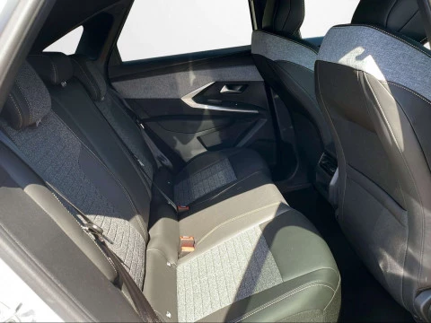 Peugeot 3008 Hybrid 1.2 107KW Allure eDCS6