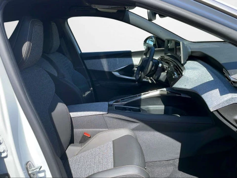 Peugeot 3008 Hybrid 1.2 107KW Allure eDCS6