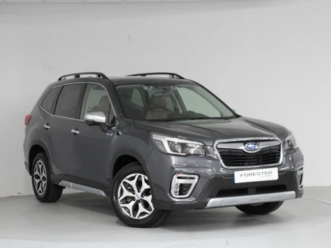 Subaru Forester 2.0i Hybrid CVT Executive Plus