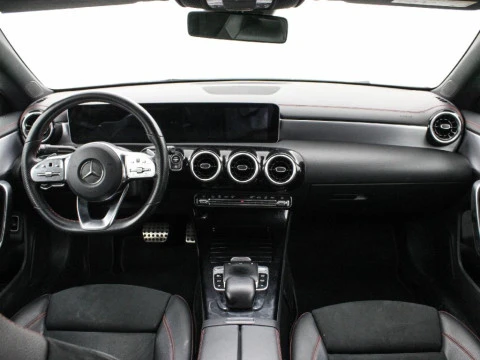 Mercedes-Benz CLA 1.3 CLA 200 163 4P