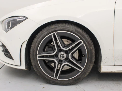 Mercedes-Benz CLA 1.3 CLA 200 163 4P