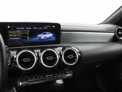 Mercedes-Benz CLA 1.3 CLA 200 163 4P