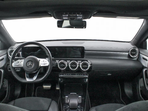 Mercedes-Benz Clase A 2.0 A 200 D DCT 150 4P