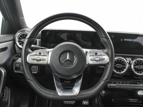Mercedes-Benz Clase A 2.0 A 200 D DCT 150 4P