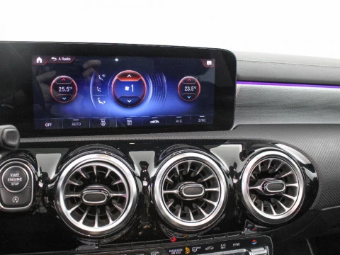 Mercedes-Benz Clase A 2.0 A 200 D DCT 150 4P