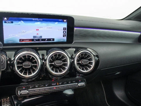Mercedes-Benz Clase A 2.0 A 200 D DCT 150 4P