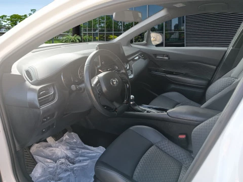 Toyota C-HR 2.0 180H Advance