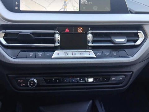 BMW Serie 1 118i Business Corporate 100 kW (136 CV)