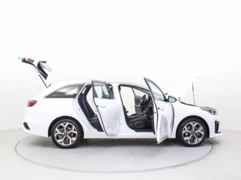 Kia Ceed 1.6 GDI PHEV ETECH TOURER 141 5P