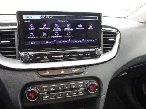 Kia Ceed 1.6 GDI PHEV ETECH TOURER 141 5P