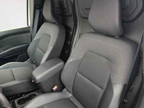 Renault Kangoo BEV 45KWH 22KW START L1 4P