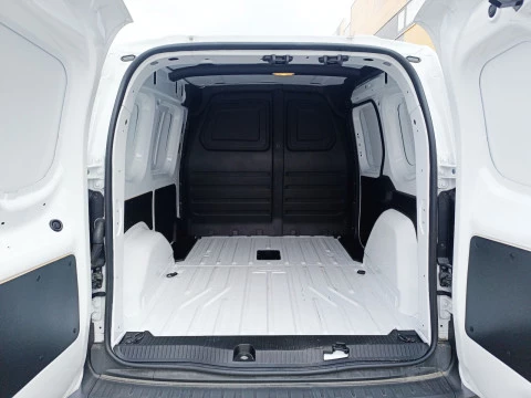 Renault Kangoo BEV 45KWH 22KW START L1 4P