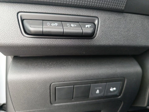 Renault Kangoo BEV 45KWH 22KW START L1 4P