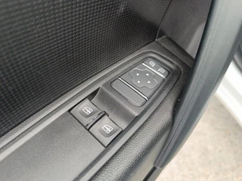 Renault Kangoo BEV 45KWH 22KW START L1 4P