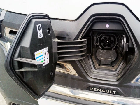 Renault Kangoo BEV 45KWH 22KW START L1 4P