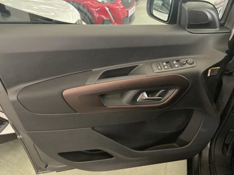 Peugeot Rifter GT Business Stand. BlueHDi 130 S&S EAT8